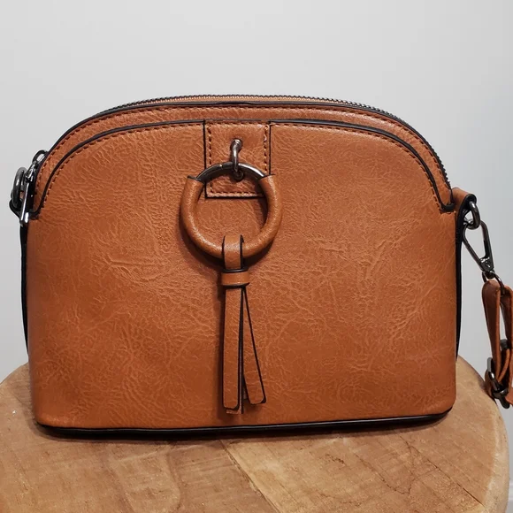 Like New, Sam&Hadley vegan textured grain purse - Picture 4 of 15